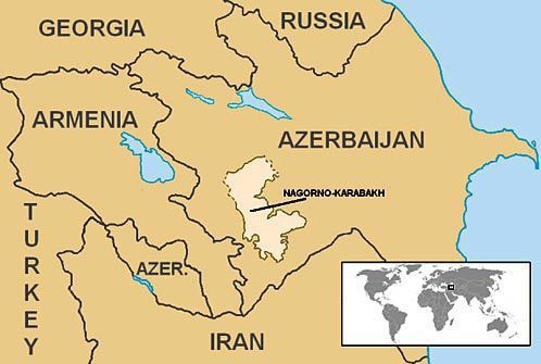 Белым цветом выделены границы бывшей Нагорно-Карабахской автономной области. Фото с сайта http://ru.wikipedia.org