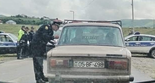 Полицейский пост на въезде в Союдлу, фото https://www.facebook.com/tolishman1994/photosто: * деятельность компании Meta (владеет Facebook, Instagram и WhatsApp) запрещена в России.