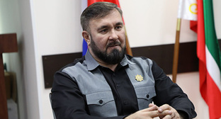 Мансур Солтаев. Фото: https://chechombudsman.ru