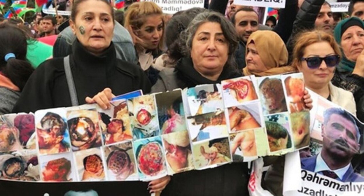 Родственники осужденных по "Тертерскому делу" во время акции протеста. Февраль 2021 года. Фото: Turan https://www.turan.az